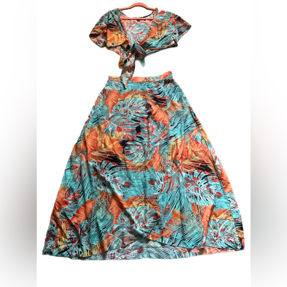SHEIN | Random Tropical Print Knot Front Crop Top & Wrap Hem Skirt | Size XL